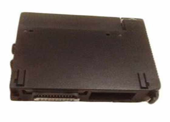 El módulo GE FANUC IC693MDL750 es un módulo GE FANUC de 6 puntos de entrada y salida de la serie 90-30 PLCS.