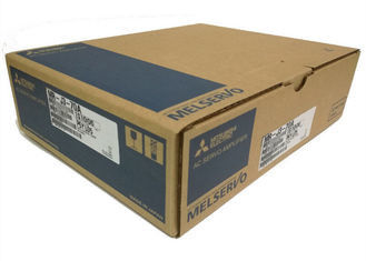 Mitsubishi MR-J3-70A-KE003U502 Amplificador de control de accionamiento del motor de servicio de CA industrial 750W