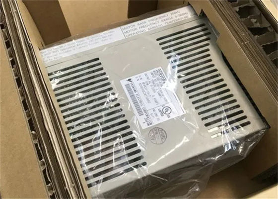 Servo industrial de Yaskawa marca SGD-A5AN nueva caja original