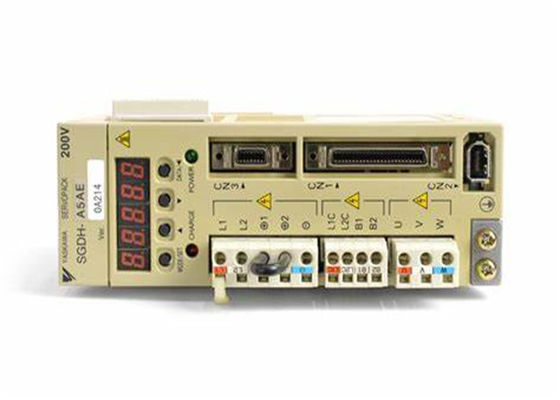 SGDH-A5AE Yaskawa Servo Drives 100% nuevo y original en caja