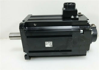 Motor servo 7.0KW HF-SP702B de la CA de J3 Mitsubishi con el freno 2000rpm industrial