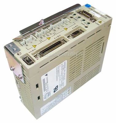 El motor de cambio de corriente acústica de Yaskawa SGDM-01AD 1 Fase 2A 200V 100W 0.13HP