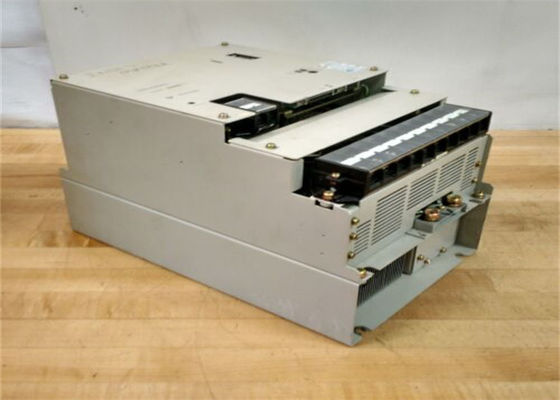 Nuevo amplificador de servo Yaskawa SGDB-75ADG Nuevo original en caja