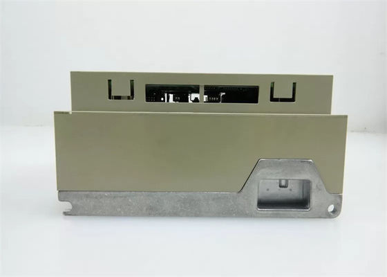 Yaskawa SGDH-A5AEY705 Servo motor nuevo industrial 50 / 60Hz 230V