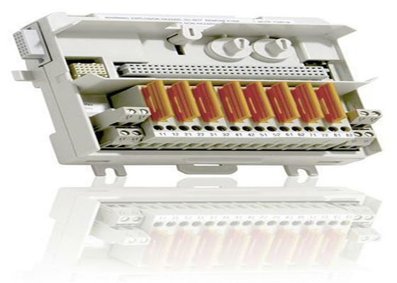 ABB TU835V1 3BSE013236R1 Unidad de módulo 8 tomas de corriente usadas 8 terminales de señal