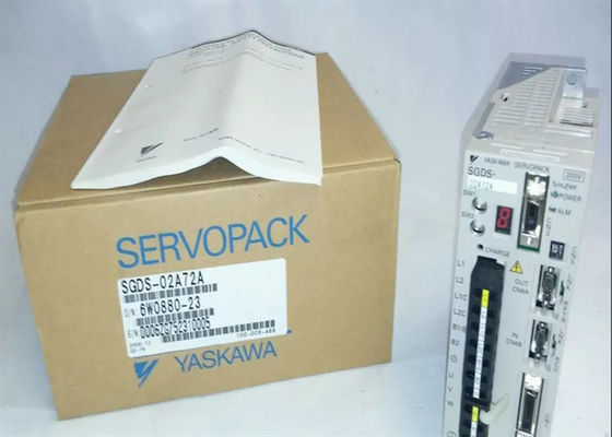 Yaskawa SGDS-02A72A 200-230V Servos de tensión Nuevo en el original