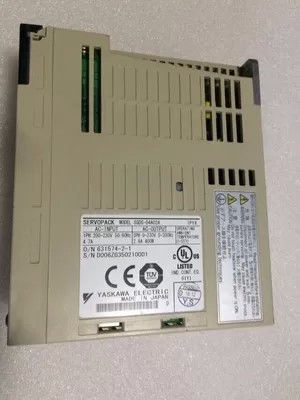 Yaskawa SGDS-04A02A Nuevo servo amplificador de CA 200-230V 4.7A 400W