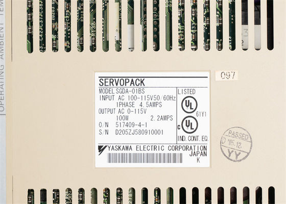 Japón Yaskawa Nuevo SGDA-01BS Servo Amplificador 115V Salida AC