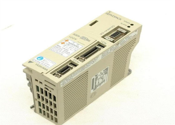 Japón Yaskawa Nuevo SGDA-01BS Servo Amplificador 115V Salida AC