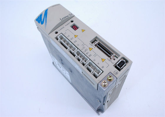 Yaskawa SGDG-01GT Serie Legend Nuevo Servo Amplificador 0.1kw 253V