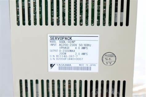 Nuevo Yaskawa Industrial Servo Drives SGDL-02AP 230V en el original