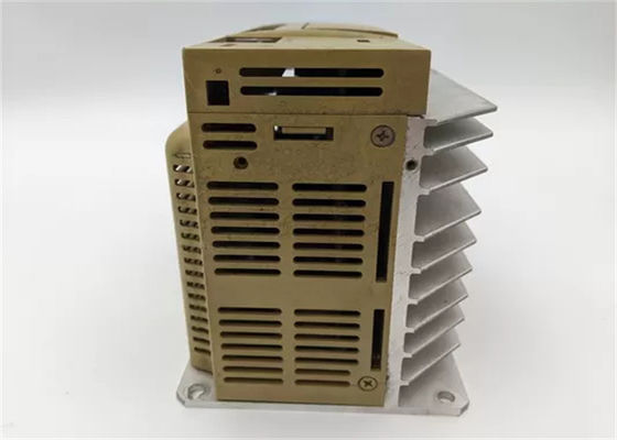 Yaskawa Nuevo SGD-08ASY25 AC Servo Amplificador Nuevo En Original