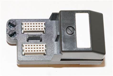 Emerson Nuevo módulo digital de entrada y salida KJ4001X1-CK1 40 pin 30V en caja
