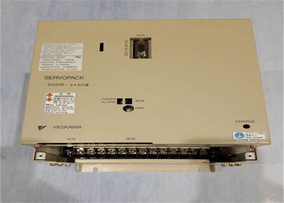 Nuevo servo amplificador de CA de Yaskawa SGDB-44ADG 230V 3 Fase En Caja