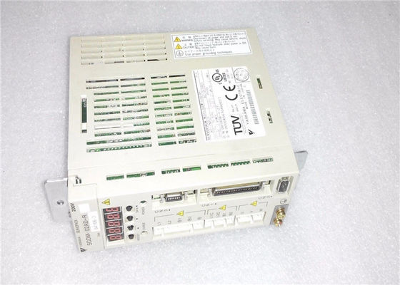Marca Yaskawa SGDM-02AD-R Nuevo servo amplificador de CA en caja original