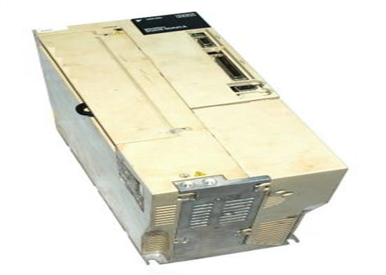 Nuevo Yaskawa SGDS-50A01A 230V AC Servo Amplificador en el original