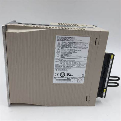 Yaskawa SGDV-120A01A Serie AC Servo Amplificador 230V Nuevo