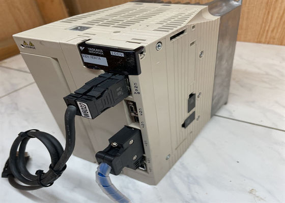 Marca Yaskawa SGDV-180A11A Servo amplificador de CA 200V Nuevo original