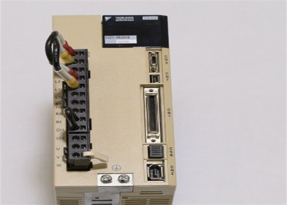 Yaskawa SGDV-5R5A01A002000 200V AC Servo Amplificador Original Nuevo