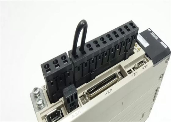 SGDV-7R6A05A Yasakwa Nuevo Servo Amplificador de CA en original
