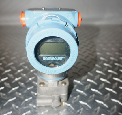 Transmisor de temperatura y presión diferencial Rosemount 3051CA0A22A1AB4M5E5