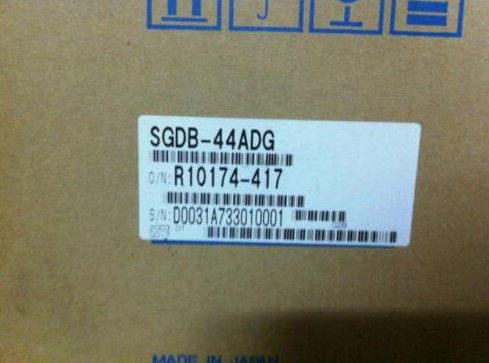 Yaskawa SGDB-44ADG tren de pulso de dos fases con diferencia de fase de 90 ° Servo Drive 4.4KW