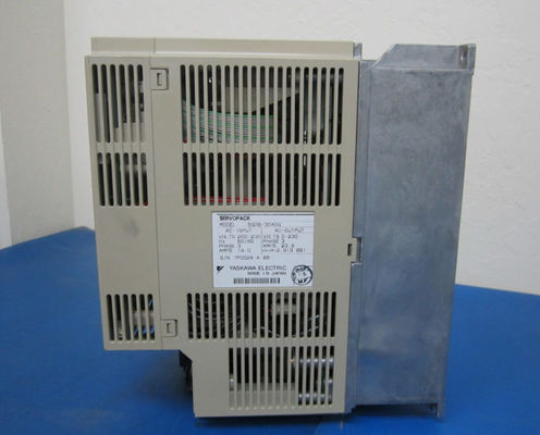 Las unidades de Yaskawa SGDB-30ADG-P AC-Servo son compatibles para la reparación 200V 3FASE 3KW DIGITAL