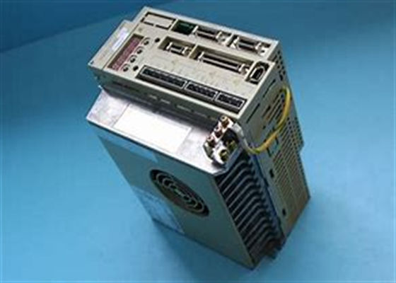 SGDH-05AEY291 Servo amplificador CA de marca Yaskawa caja original nueva