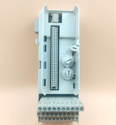 ABB TU810V1 3BSE013230R1 Unidad de terminación de módulos compactos 2x8 terminales de señal