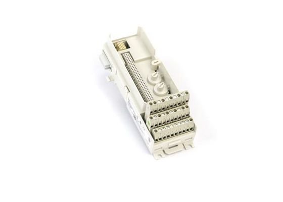 ABB TU811V1 3BSE013231R1 Unidad de terminación de módulos compactos 1x8 terminales de señal