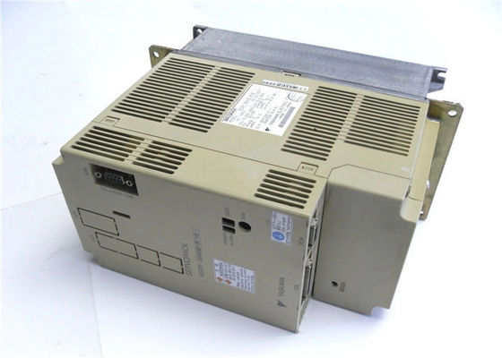 AC Servo Drives Yaskawa SGDB-30AD Nuevo en la caja original 230V