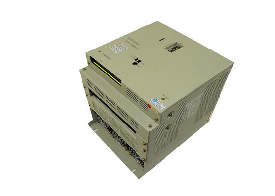 Yaskawa SGDB50ADTY283 Servo industrial nuevo original en la caja