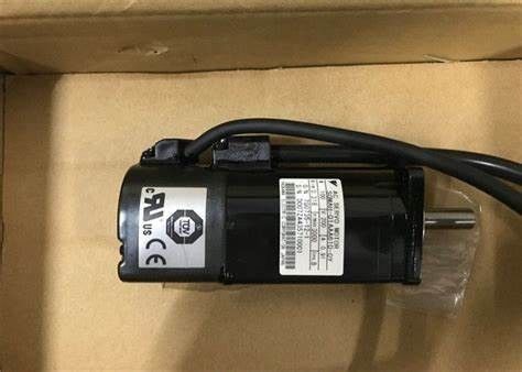 Yaskawa SGMAH-01BBAB1 30 VAC de 30 W a 1,5k W Tipo de alimentación de alta velocidad de 17 bits absoluto