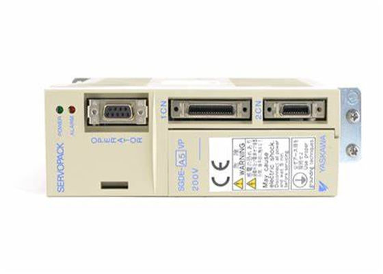 El servo de Yaskawa conduce el nuevo SGDA-A5VP en la caja original de 200 V.