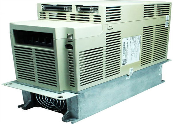 Servo industrial de conducción nueva caja original Yaskawa SGDB-05AD