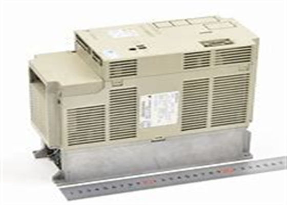 Yaskawa SGDB-10ADM AC Servo Amplificador Nuevo en la caja original