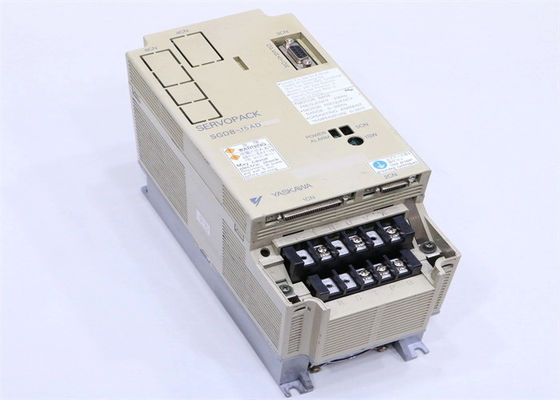 Yaskawa SGDB-15AD Industrial Servo Drive Nuevo y original caja