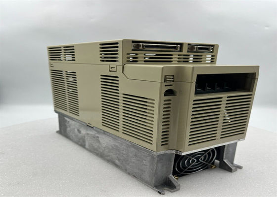Yaskawa SGDB-15ADM Servo Drives de la industria de la marca original nueva caja