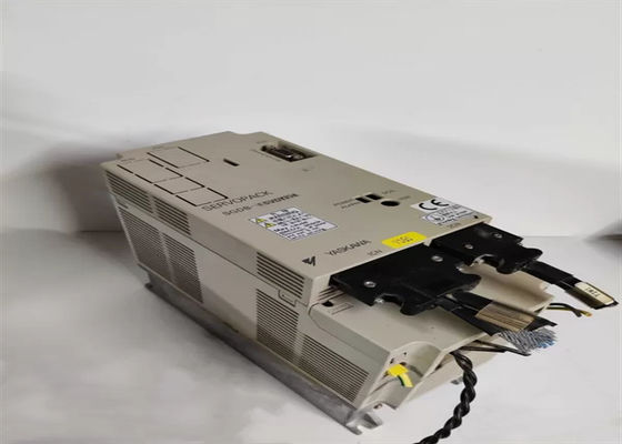 Yaskawa Nueva Industria Servo Drives SGDB-15VDY104 original en la caja