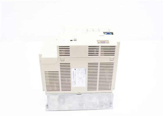 Yaskawa Nuevo motor de servo de la industria SGDB-30AN caja original