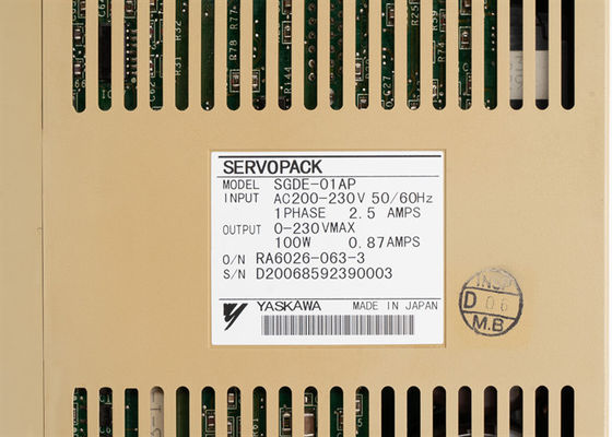 Yaskawa SGDE-01AP Industria Servo Drives Nuevo en la caja original