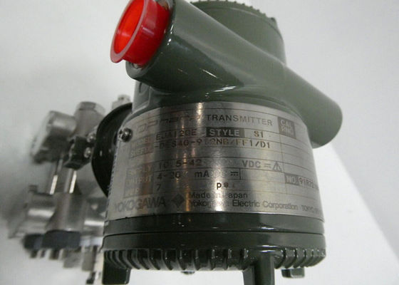 Se trata de un dispositivo de transmisión de presión de 10 a 42 V.