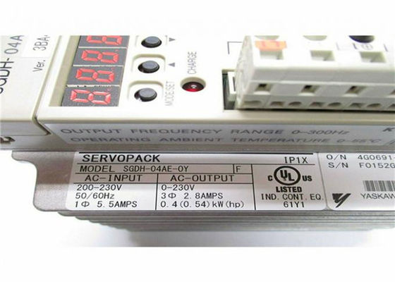 Yaskawa Sigma Serie 2 SGDH-04AE-OY Servo Drives Nueva caja