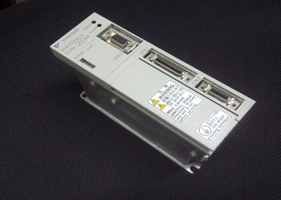 Servo industrial SGDL-A5BP Nuevo en la caja original