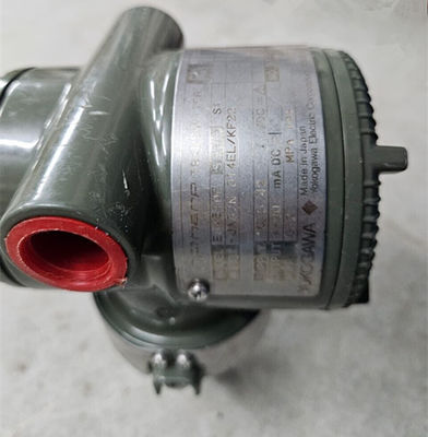 El sistema de transmisión de presión de Yokogawa EJA510E-JAS7N-014EL/KF22 tiene un ABS de 0 a 2000 MBAR.