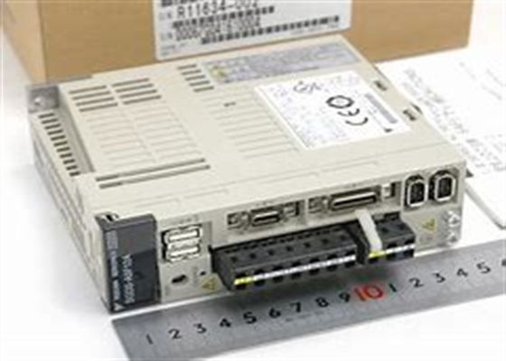 Servo amplificador de CA de Yaskawa SGDS-A5F12A caja nueva y original