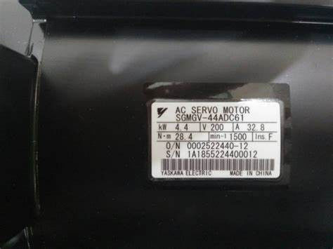 Yaskawa SGMGV-44ADC61 AC Servo Motor de la Industria Nuevo en la caja