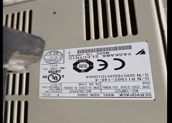 SGDM-1AADA AC Servo Drives Industry Nuevo en su caja original