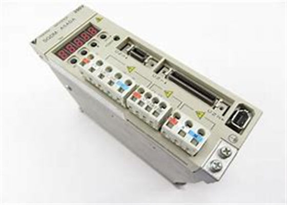 Yaskawa SGDM-A5ADA AC Servo Amplificador Nuevo en la caja original