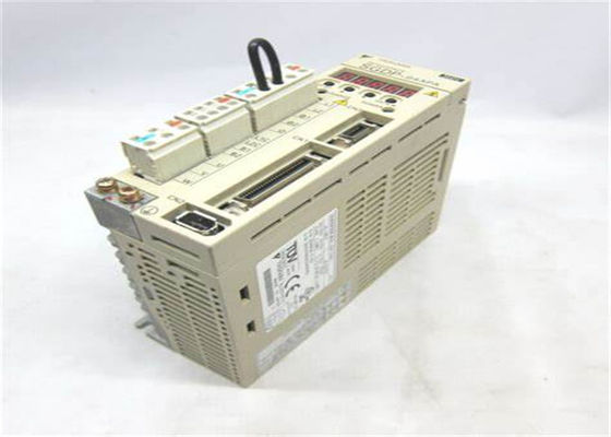 Yaskawa SGDP-04APA AC Servo Drives Nuevo producto de la industria original